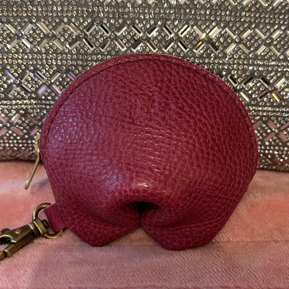 PORTLAND LEATHER 🆕 New Cosmo Fortune Cookie Pouch